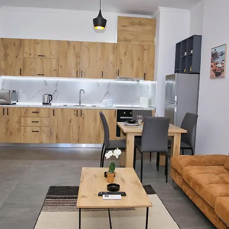 Luxury Square 21 * Tirana