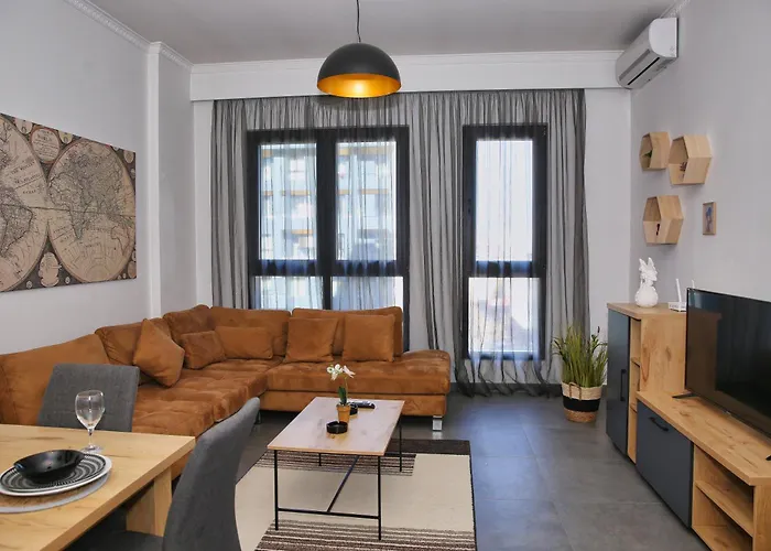 Lägenhet Luxury Square 21